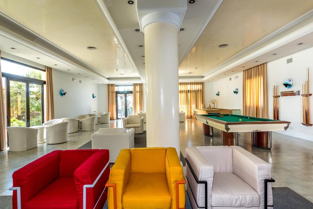 Excelsior Hotel