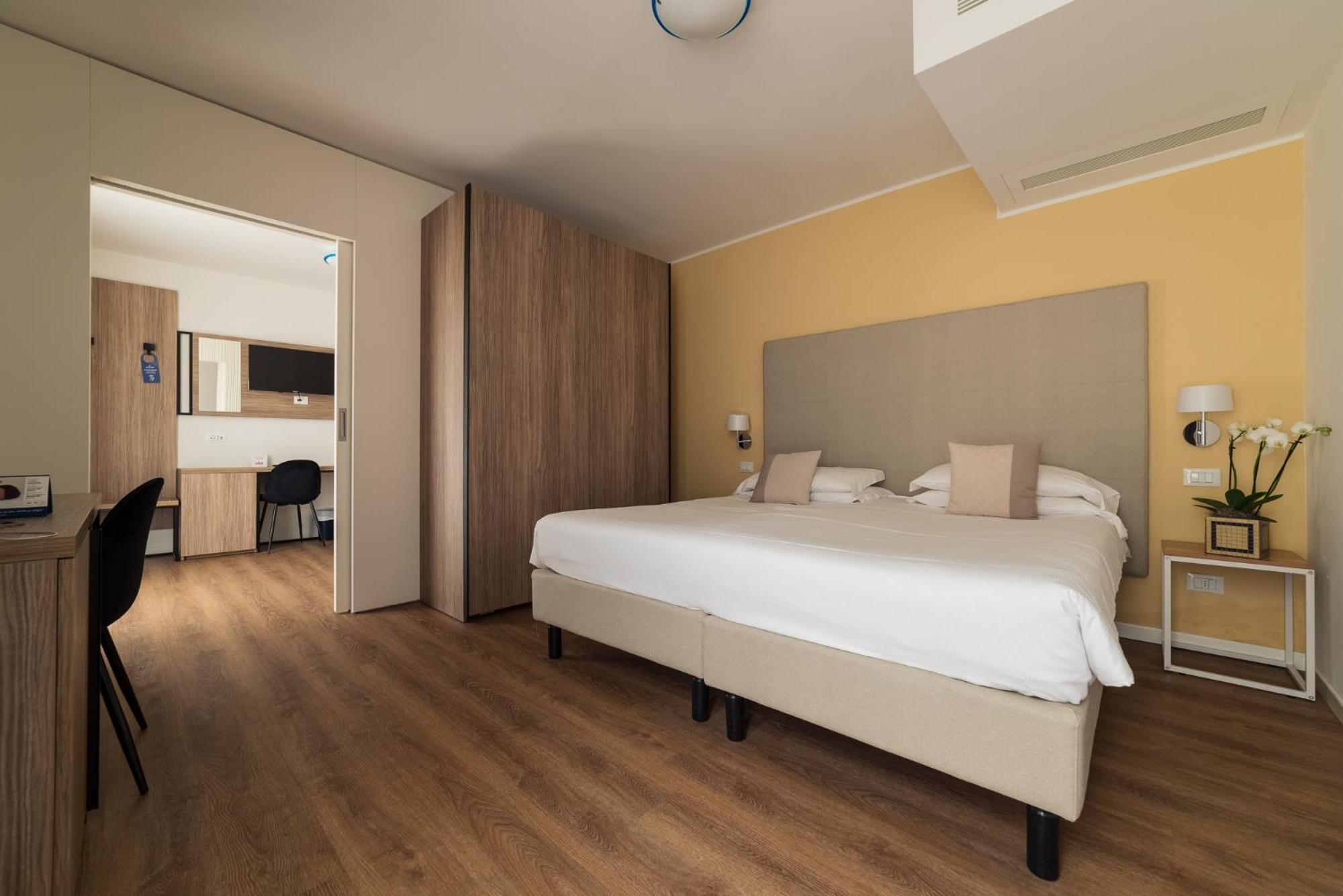 Hotel Excelsior