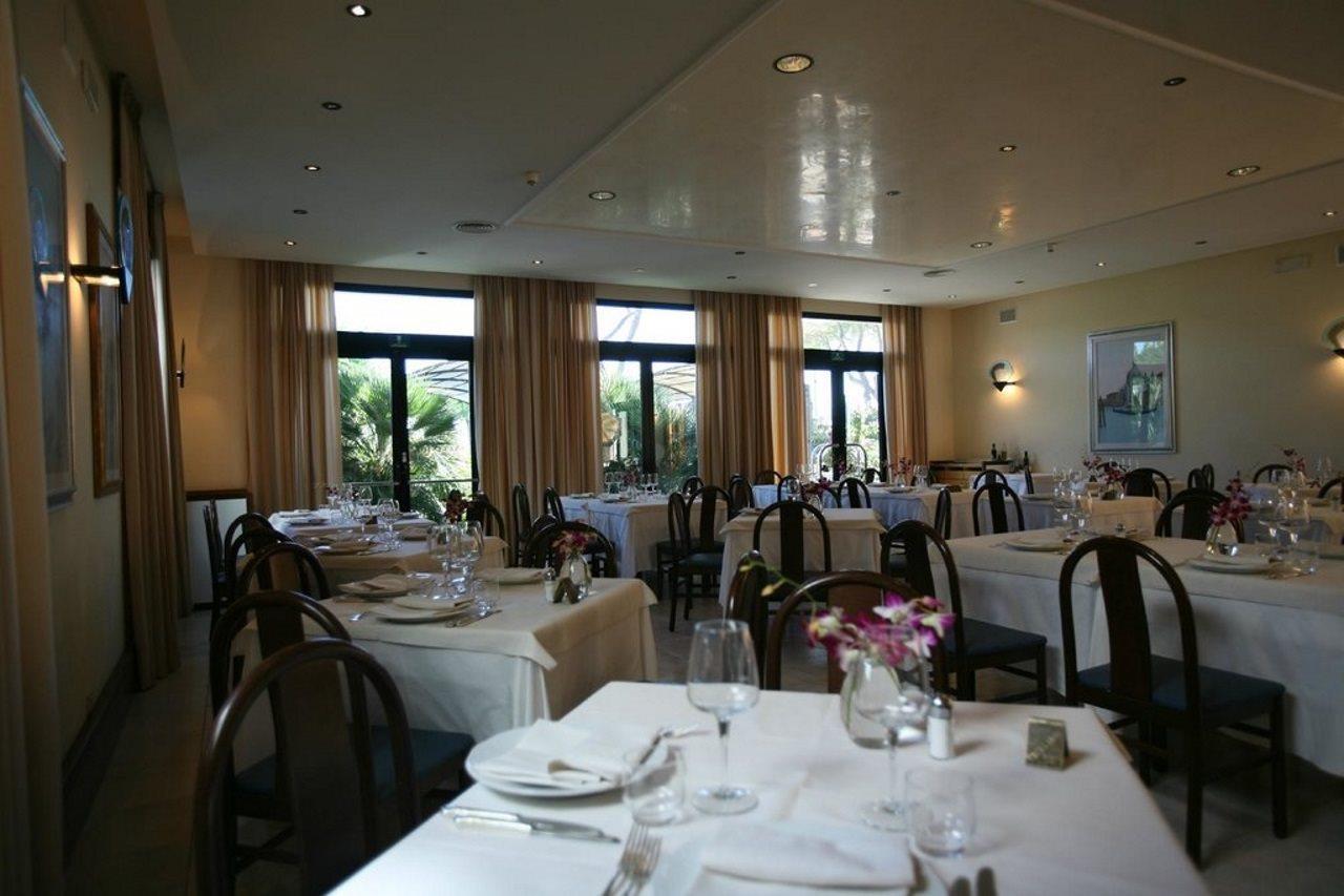 Hotel Excelsior
